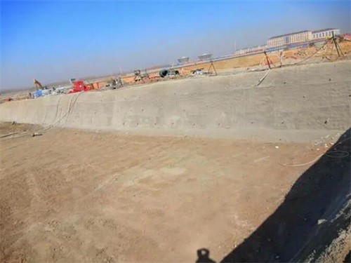 高坪高铁桩基础建设